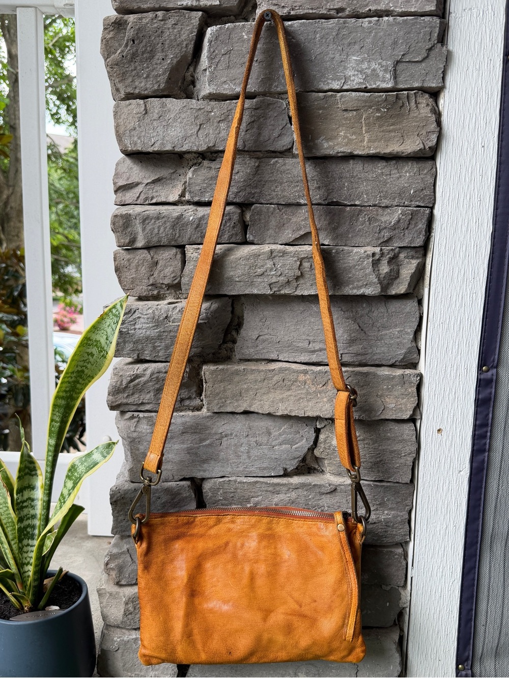 Viola Castellani Brown Leather Studded Womens Crossbody Bag - Picture 5 of 13